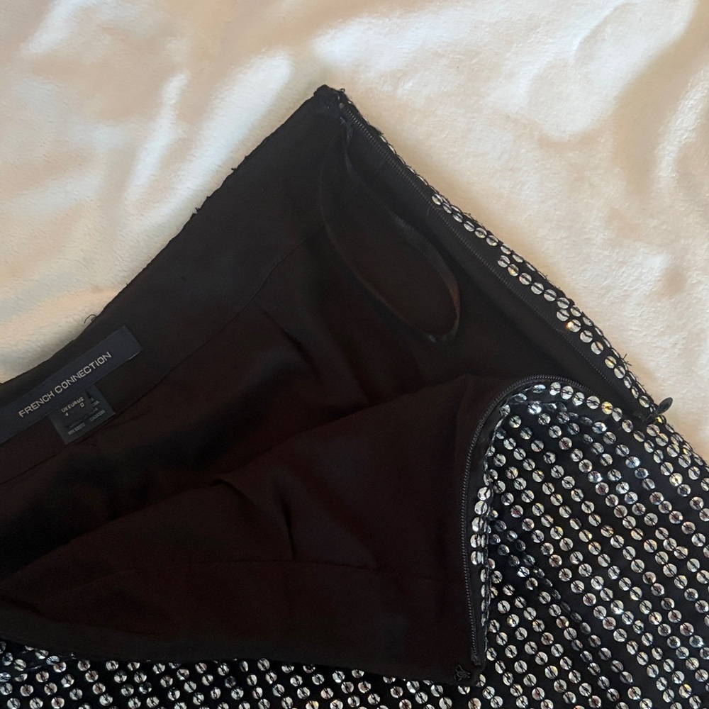 French Connection Black and Silver Sequin Mini Skirt - Picture 6 of 7